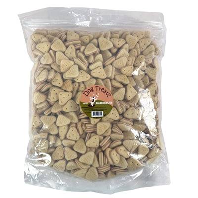 Dog Treatz Salmon Hearts dog treats in 2.5 kg bag, natural fish-flavored treats for dogs, crispy and healthy snack option.
