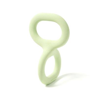 Earth Rated Tug Toy Rubber, durable pet leksaker in bright colors, designed for dogs to chew and play.