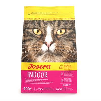 Josera Indoor Cat TORRFODER bag with 2kg of premium cat food for indoor cats, featuring the JOSERA brand label and packaging.