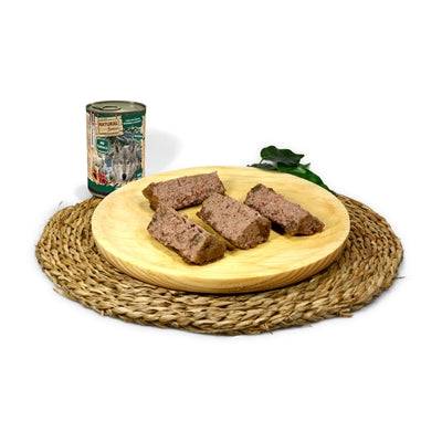 Natural Greatness Lamb and Papaya wet dog food in 400g can, featuring natural ingredients and high-quality pet nutrition.