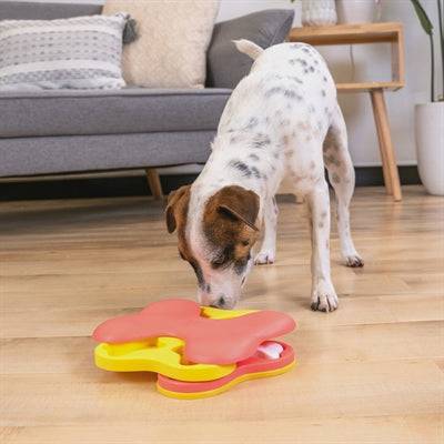 Nina Ottosson Dog Tornado toy, interactive puzzle game for dogs, measuring 5x21x17 cm, designed to challenge and entertain pets.