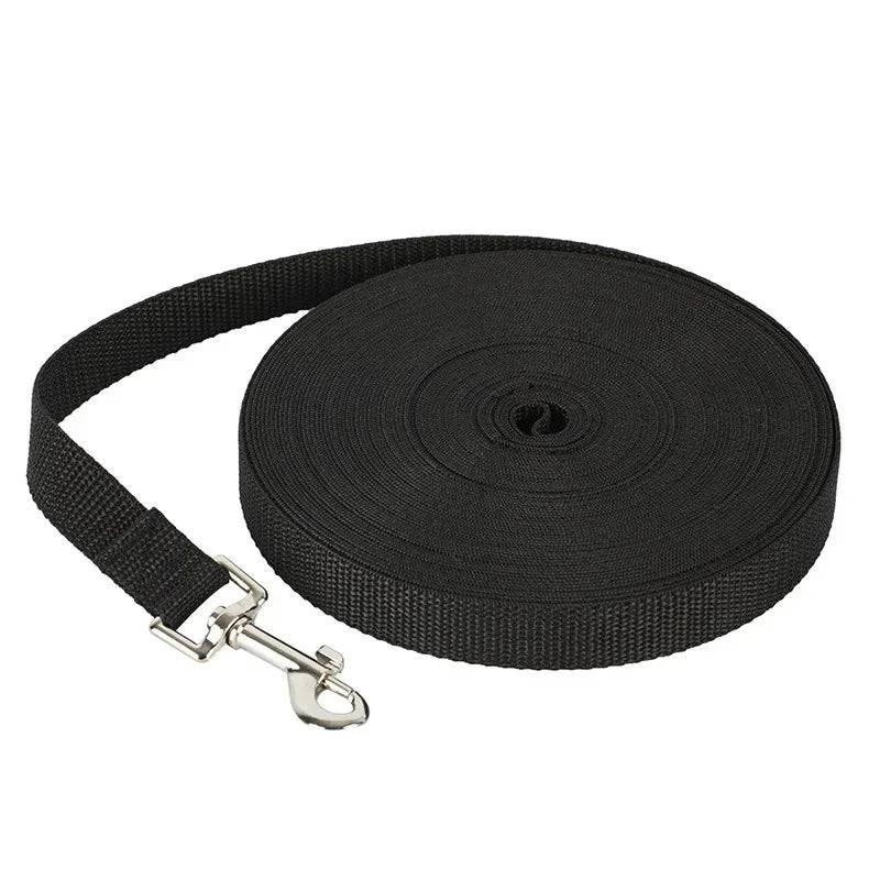 Black Pawciara long nylon dog training leash, 6m in length, durable outdoor leash for small and large dogs during walks.