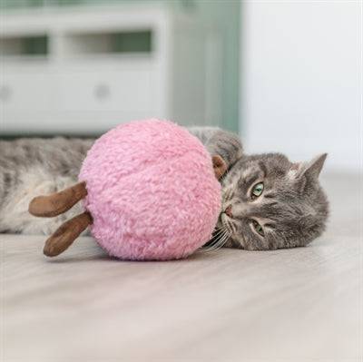 Trixie XXL Peach Plush Toy with American Catnip for cats, 20 cm, soft and colorful with embedded catnip for playful fun.