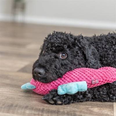 Pink and aqua Trixie seahorse fabric toy for pets, measuring 28 x 15.5 x 7.5 cm, soft and colorful pet chew toy.