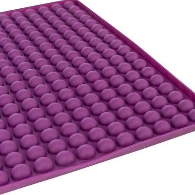 Purple Trixie Silicone Baking Mat for Pet Treats, 38x28 cm, designed for easy baking and treats preparation.