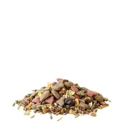 Versele-Laga Crispy Muesli Cavia rodent feed in 850g bag, natural cereal mix for guinea pigs, in a colorful package.